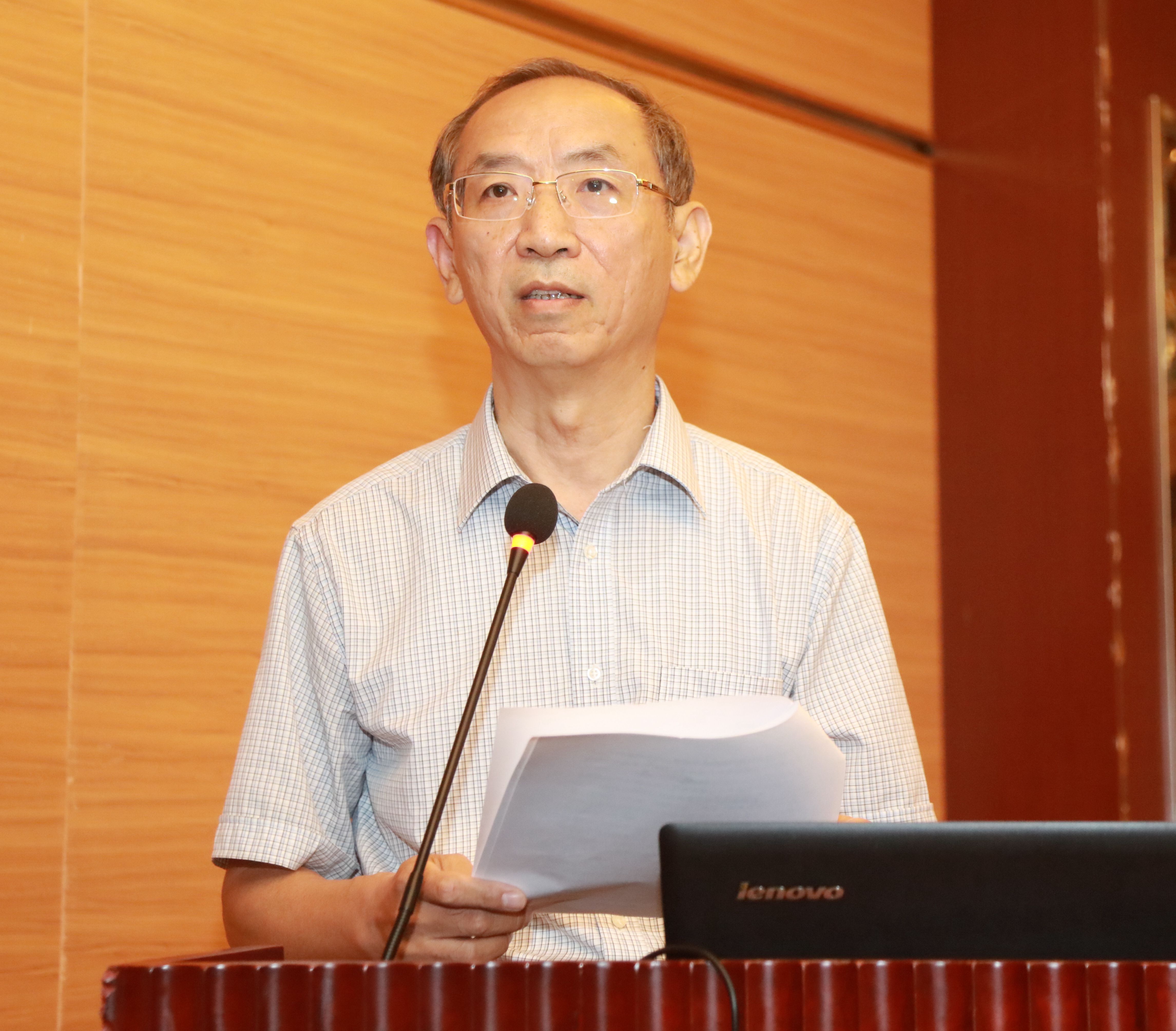 侯宏兴发言